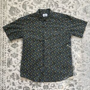 Men's Floral Short Sleeve Button Up Shirt